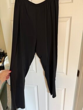 Black Flowing Wide-Leg Pants